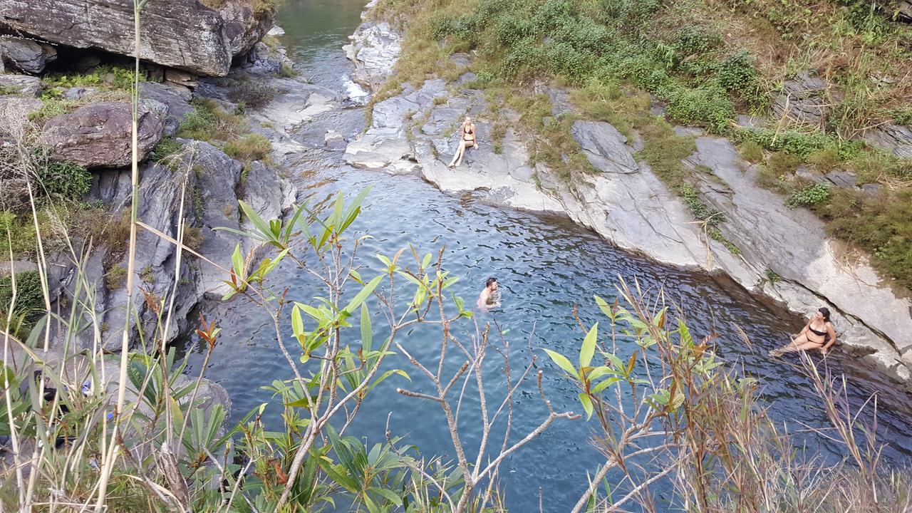 Homie Hostel & Tour Ha Giang Dış mekan fotoğraf